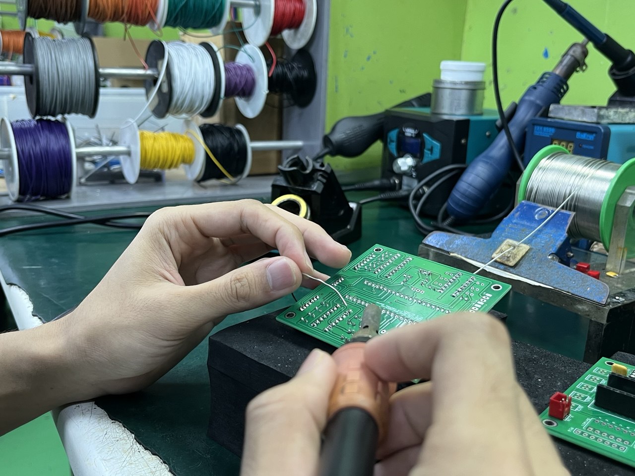 PCB design & soldering services